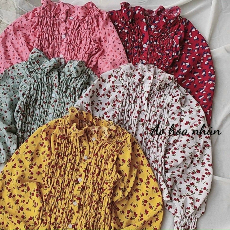 Áo croptop hoa nhí nhún siêu xinh