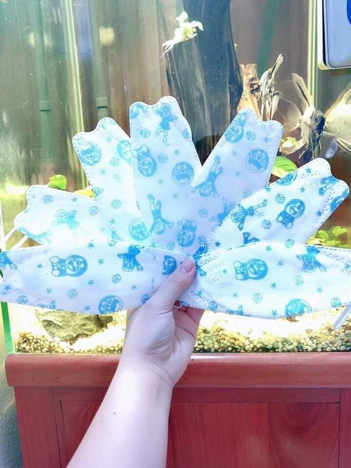 Khẩu trang cho bé 4d kf94 hoạ tiết bé từ