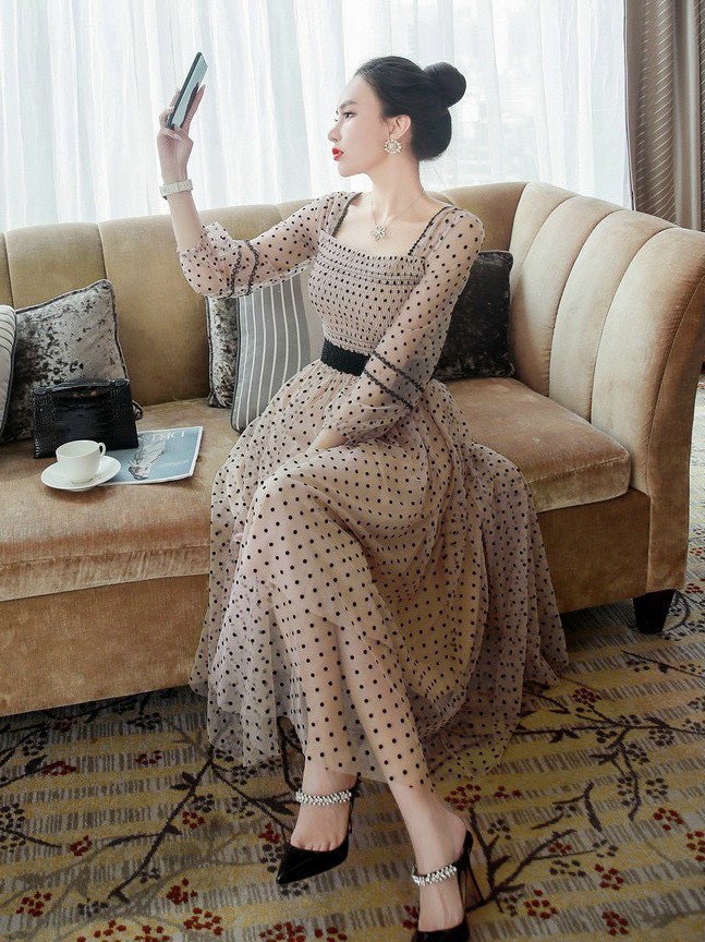 Đầm lưới hai dây chấm bi xiêu xinh LD22