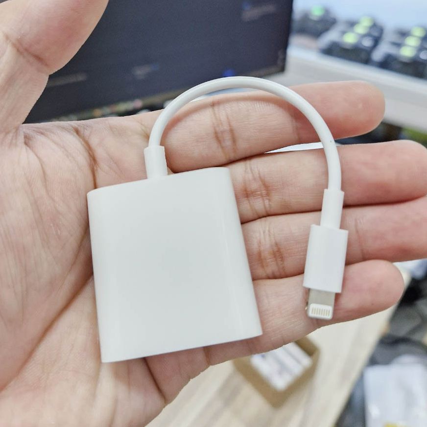 Đầu đọc thẻ nhớ sd, micro sd dùng cho đt táo, tablet táo và đầu đọc thẻ nhớ sd và micro sd type-c cho android. tiện lợi khi sử dụng máy ảnh ,