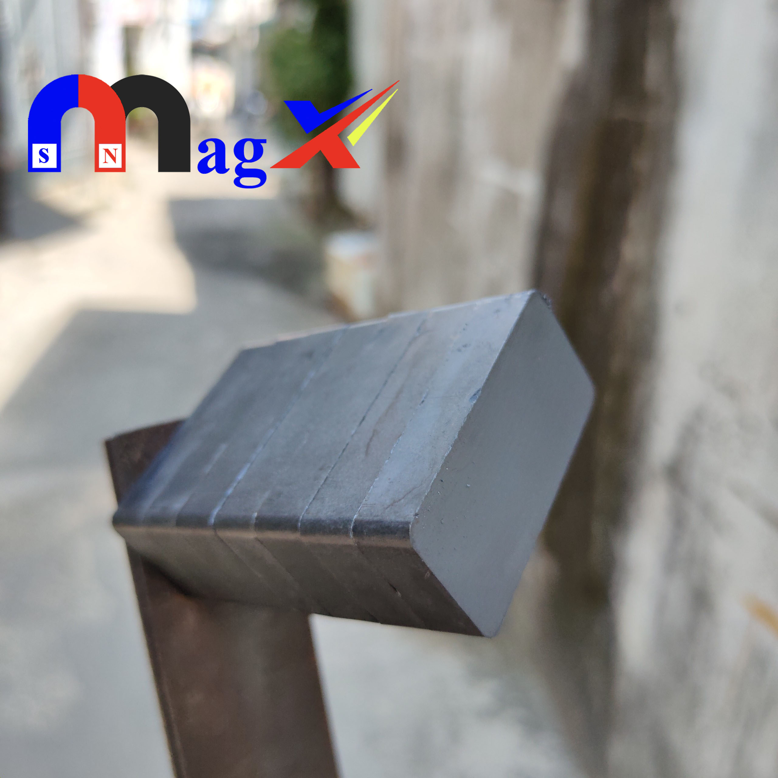 Nam châm ferrite 60x24x10 - nam châm đen hình chữ nhật y30