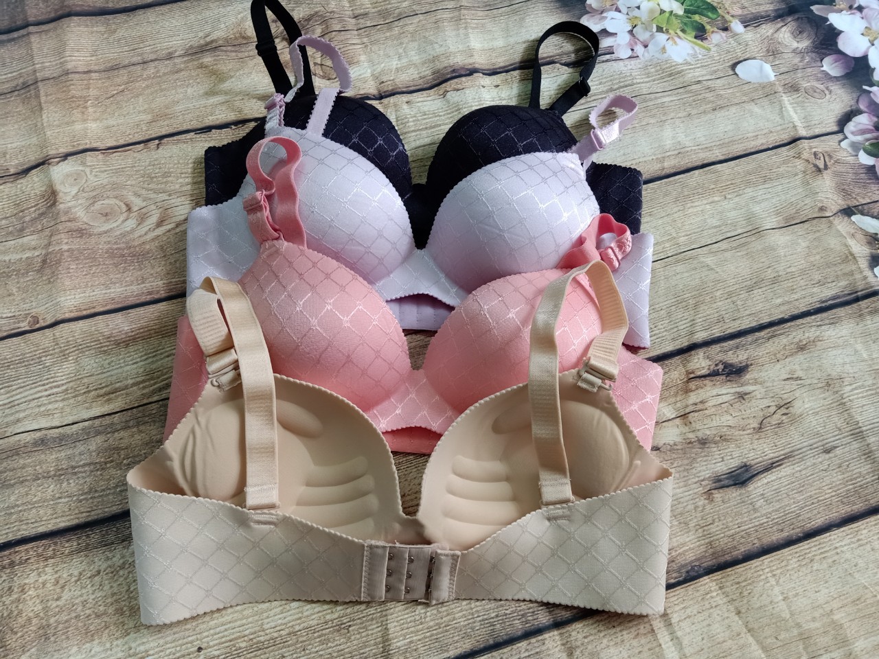 [HCM]ÁO NGỰC SU HỌA TIẾT KẺ CHÉO NÂNG NGỰC BÀN TAY