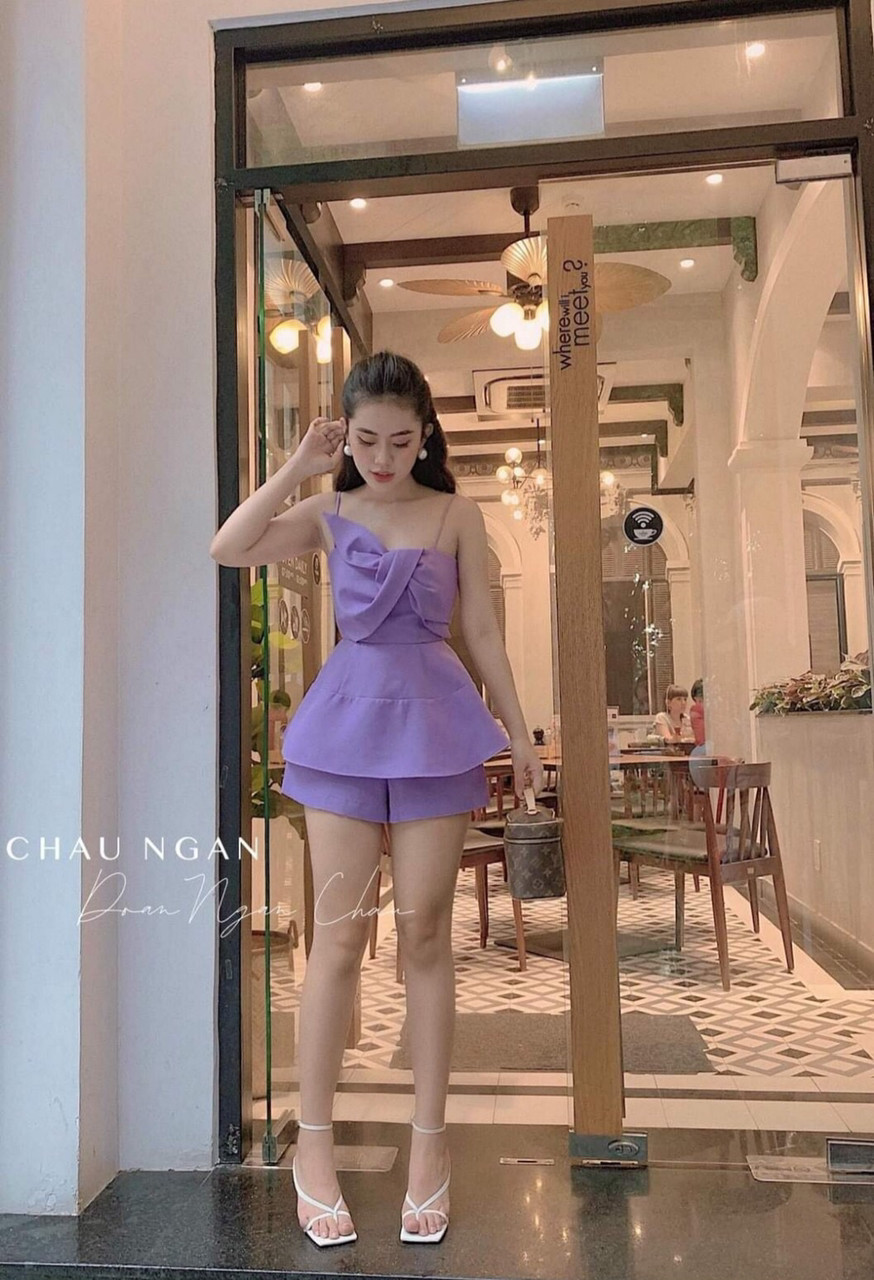 Set áo peplum hai dây kết nơ và quần ngắn dễ thương