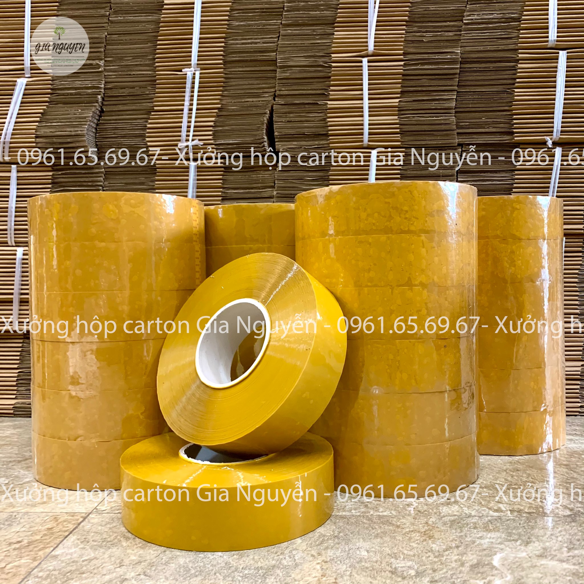 Băng dính màu nâu đục 1kg dùng gói hàng COD lõi siêu mỏng - 1 cuộn