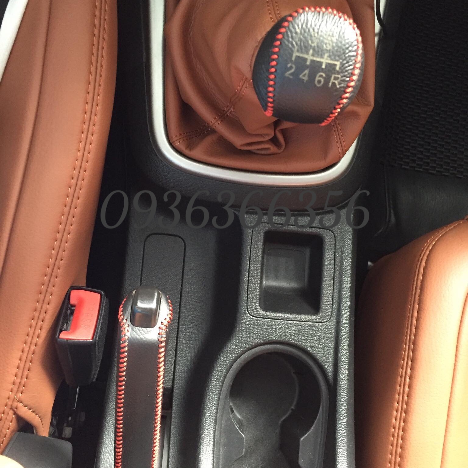 Bọc cần số, tay phanh xe chevrolet colorado, trailblazer số sàn, da bò handmade