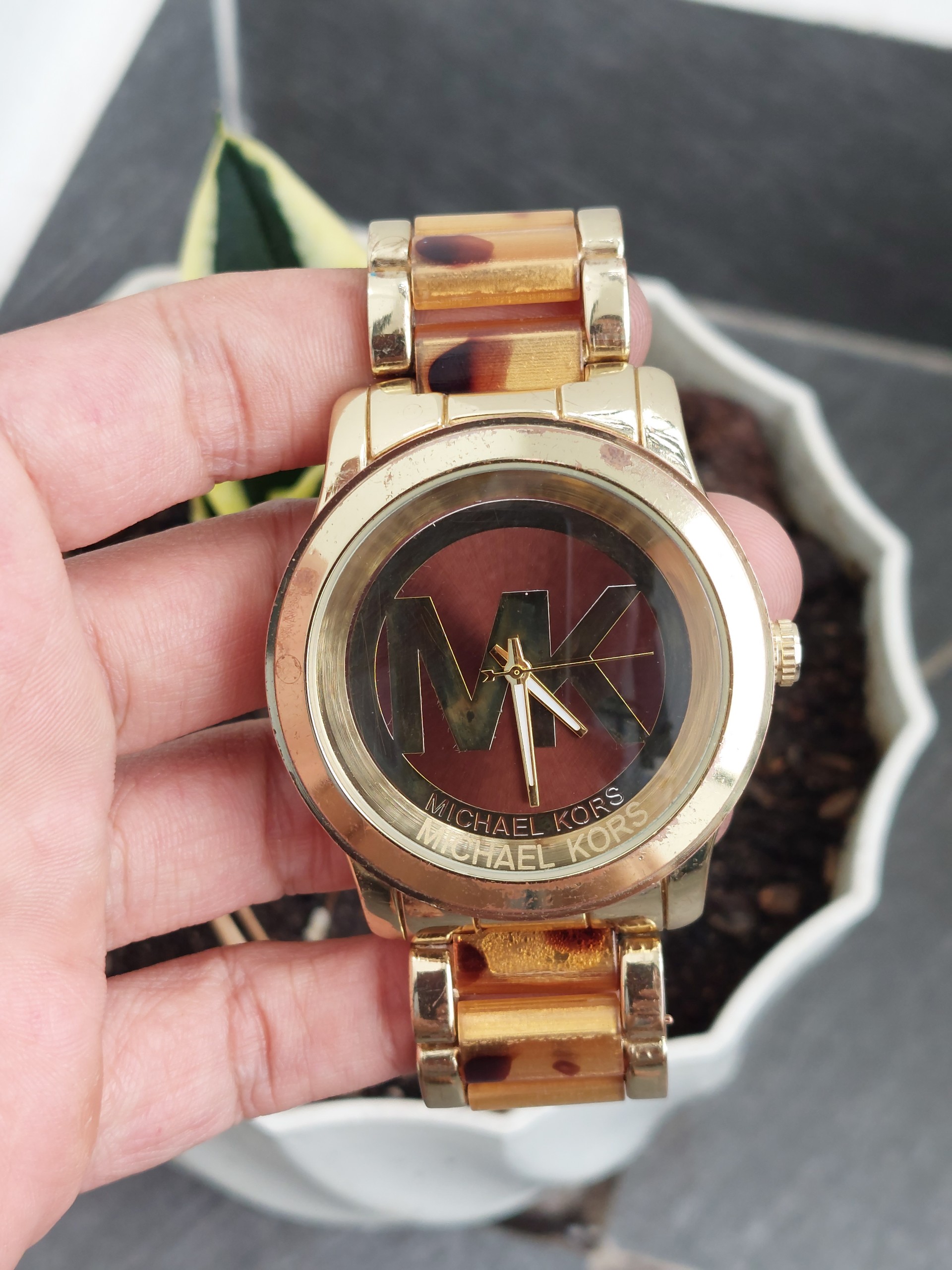 Đồng hồ nam Michael Kors chạy pin hàng Si
