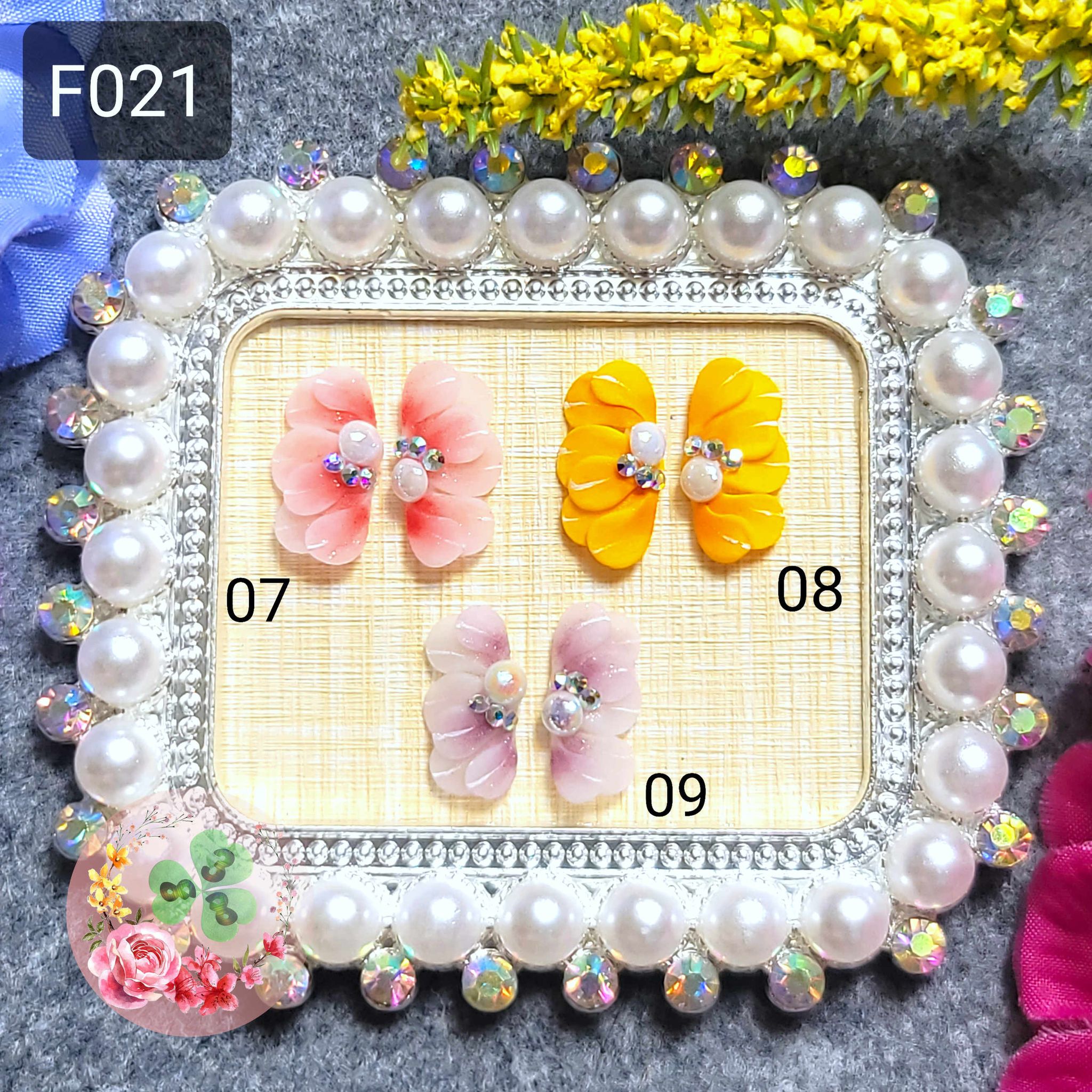 Mẫu: f021 . hoa bột "cúc ruby tròn" đính móng siêu xinh.