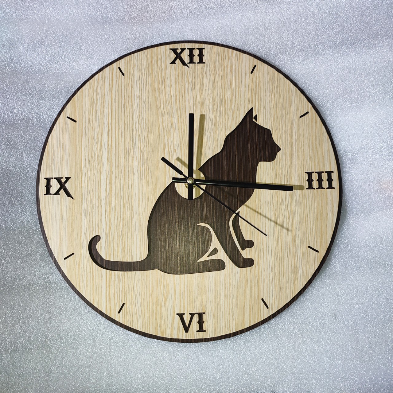 Đồng hồ treo tường hình mèo cực đẹp Clock Decor