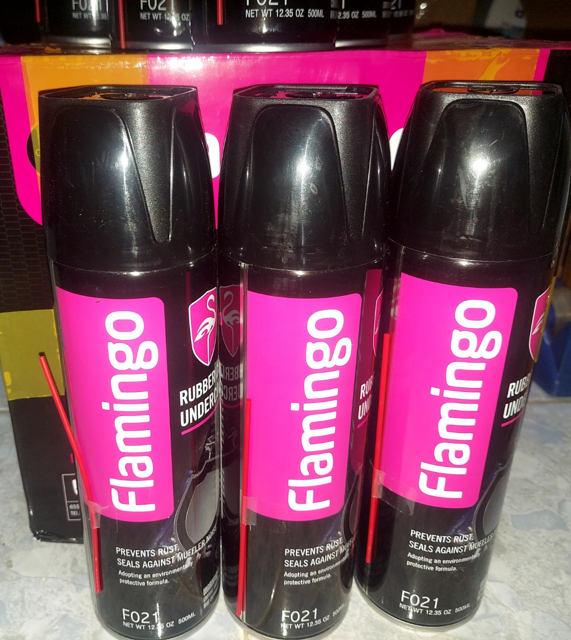 Chai xịt sơn phủ gầm chống ồn chống hoen gỉ flamingo 500ml