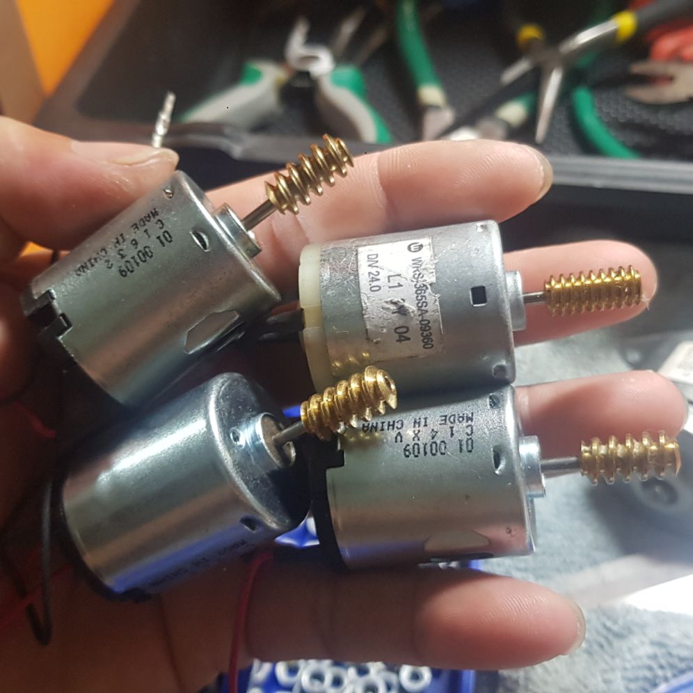 Motor 12V DC tháo máy Nhật.