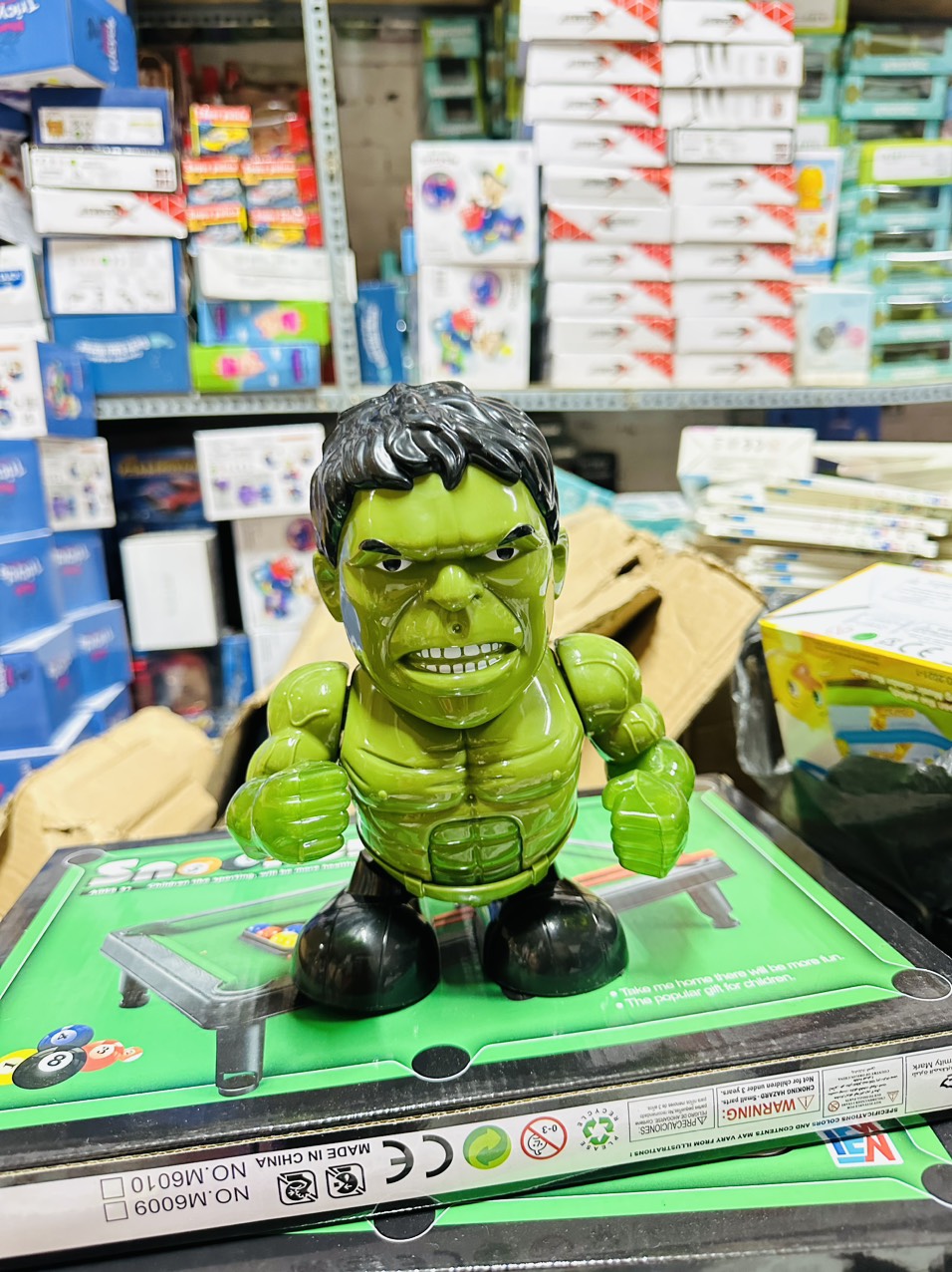 Đồ chơi Người khổng lồ xanh Hulk, Spider man, Iron Man nhảy múa phát nhạc vui nhộn