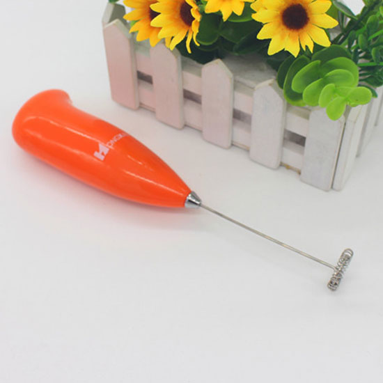 Máy đánh trứng cầm tay mini sử dụng pin chất liệu thép không gỉ an toàn cho người dùng