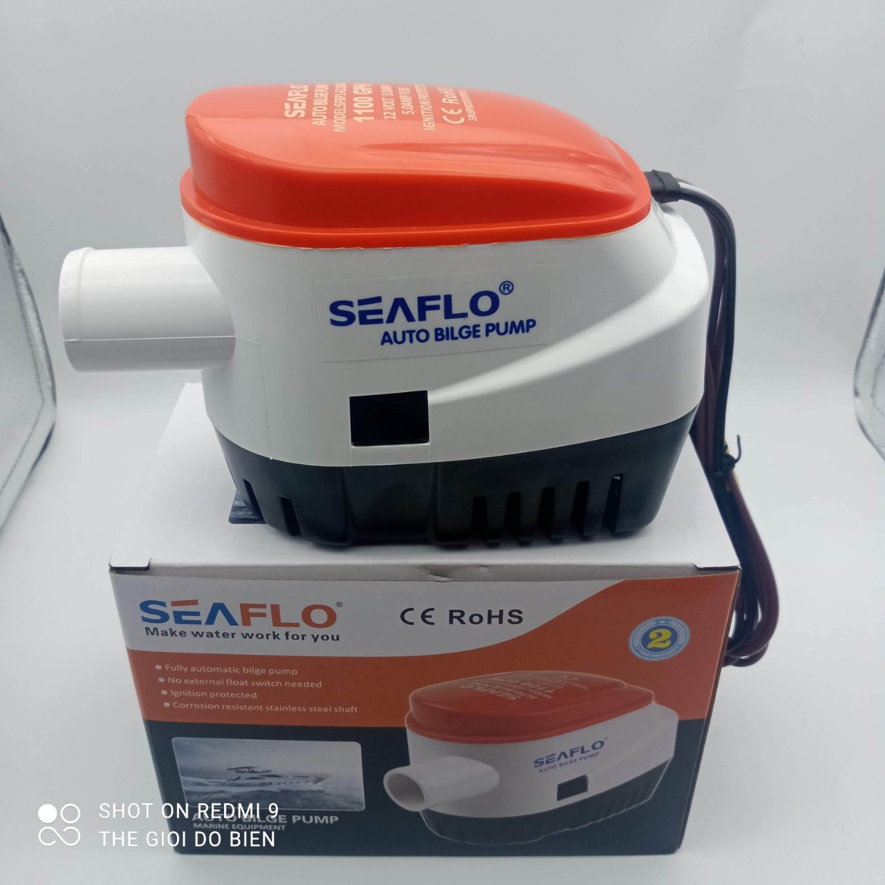 Bơm tự động 12v 1100gph sea-flo cho tàu thuyền, ca no, xà lan, du thuyền