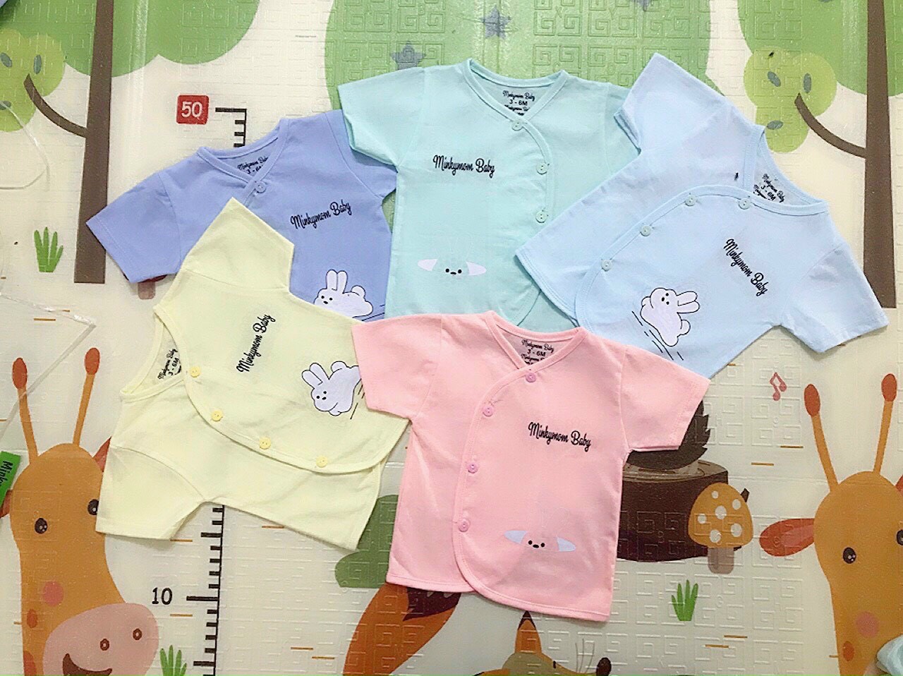Bộ quần áo cotton cộc tay mùa hè cài cheó sơ sinh