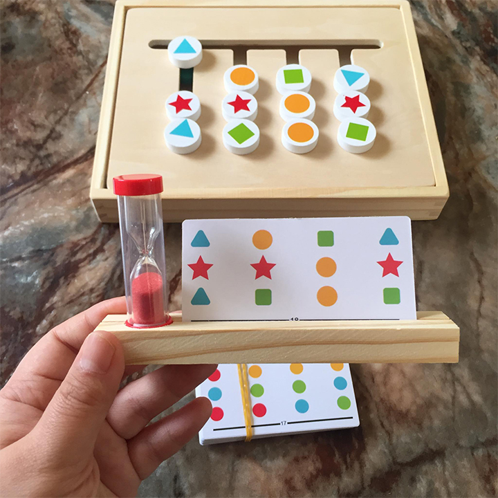 Đồ Chơi Tư Duy Trí Tuệ Four Colour Logic Game 2 Mặt Bằng Gỗ Cho Bé