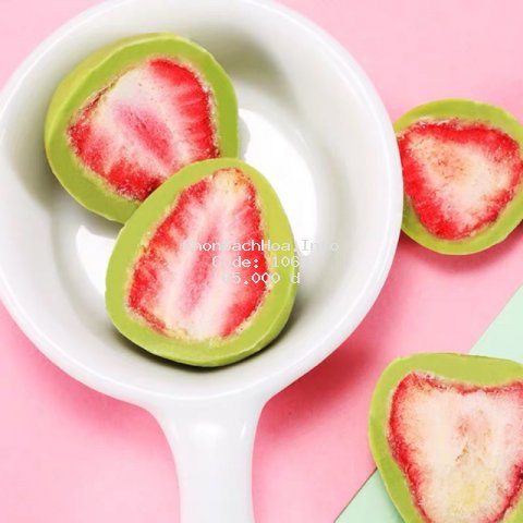 [HCM]Kẹo Dâu Tây Bọc Socola Thơm Ngon màu Xanh vị trà xanhkẹo socola bọc dâukẹo socola.kẹo ăn vặt nội địa trungKẹo socola bọc dâu tây sấy vị matcha xanh
