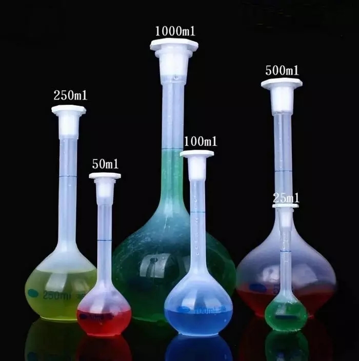 Bình định mức nhựa 1000ml màu trắng
