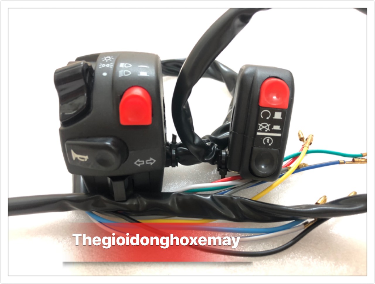 cùm công tắc domino nút đỏ trái phải - Sản Phẩm Chất Lượng, Gian Hàng Uy Tín, Giá Cả Cực Tốt, Mua Ngay.