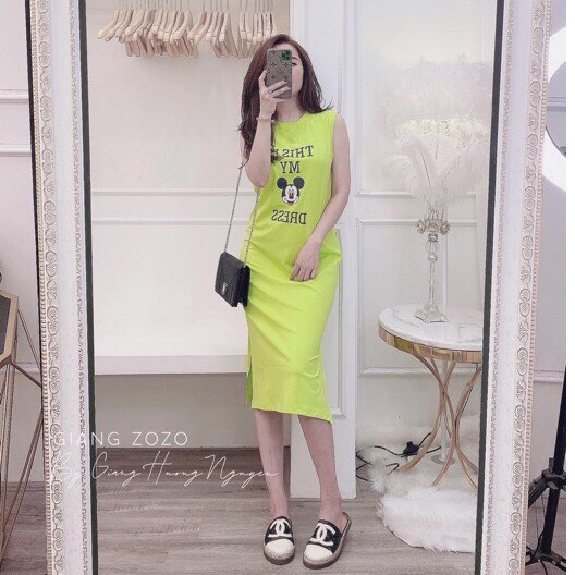 Short sleeveless dress with Mickey's head printed in 5 fancy colors, youthful fashion design, committed to the right product description, quality assurance, variety of models and sizes