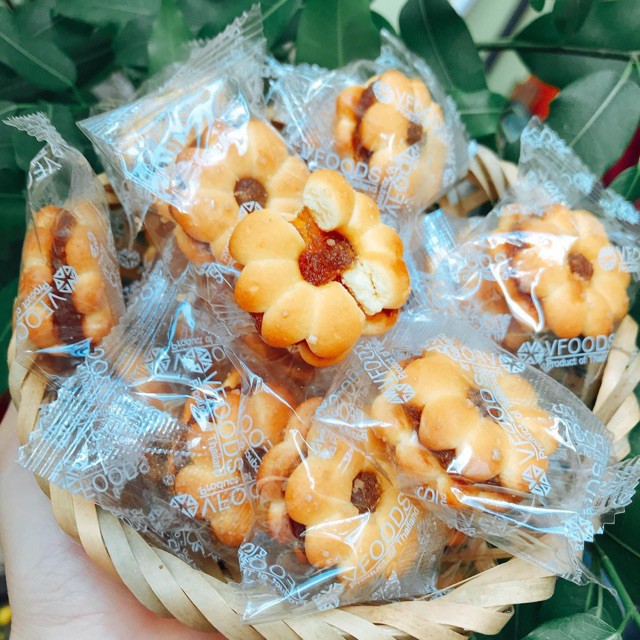 Bánh hoa mai nhân mứt thơm Thái Lan 200g