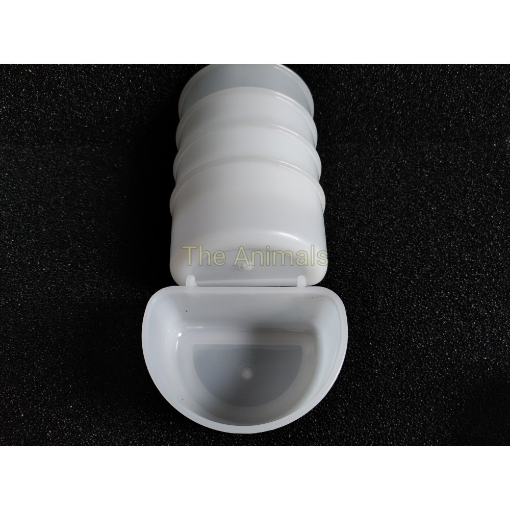 Máng nhựa đựng thức ăn, nước uống cho chim cảnh, gà đá