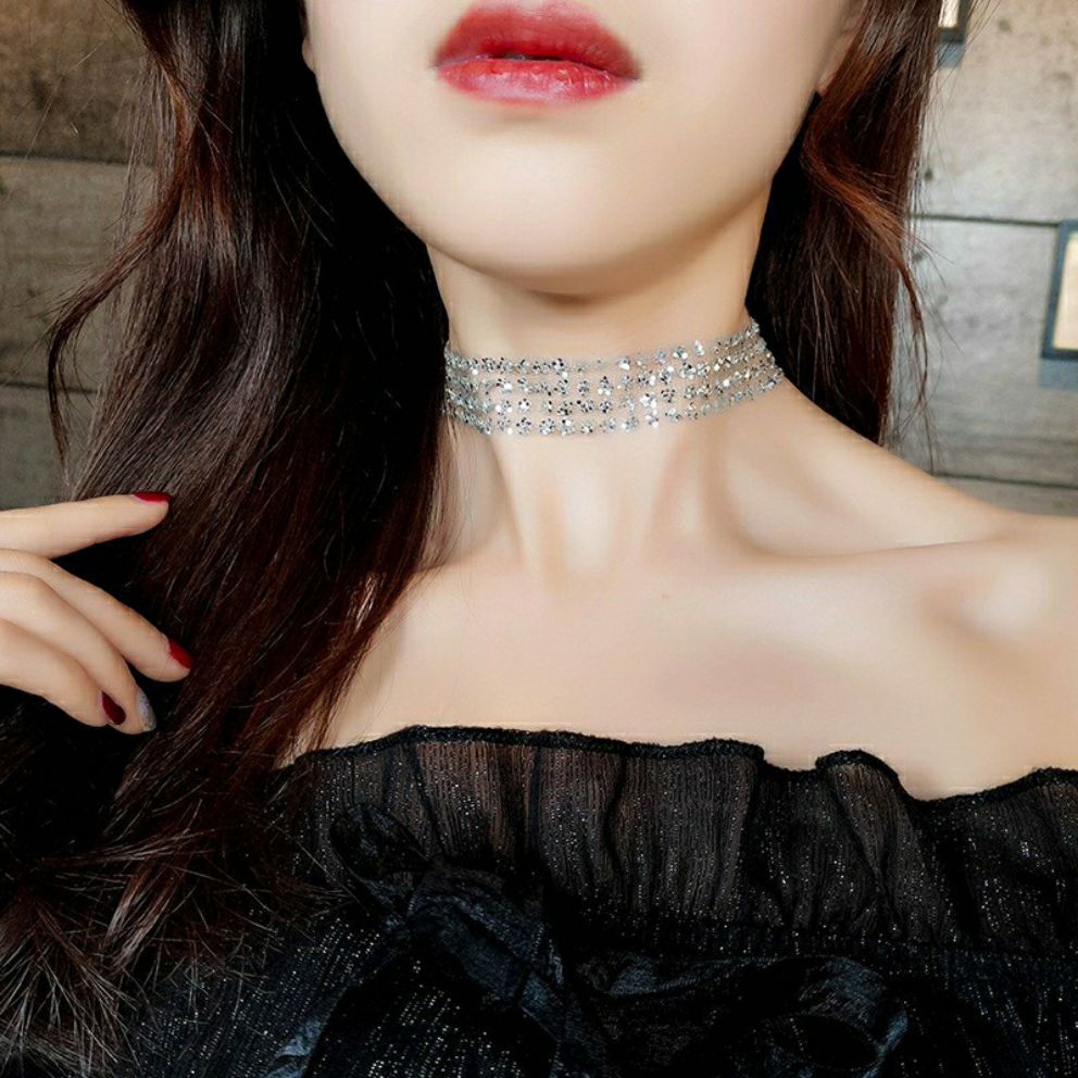 Vòng cổ choker đính sequin lấp lánh