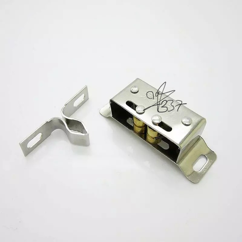 [HCM]Chốt kẹp tủ inox