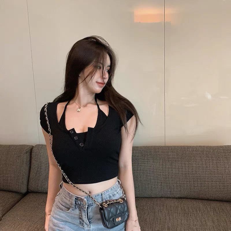 Áo Croptop Vạt Ngang Cổ U Cúc Cài Giả Yếm Rất Là Ngây Thơ Đỏng Đảnh A5257