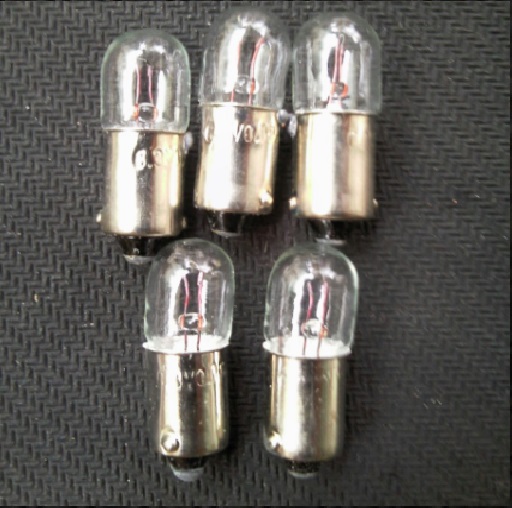 Bóng đèn sợi đốt ba9s 6.3v 0.15a đuôi gài 9mm