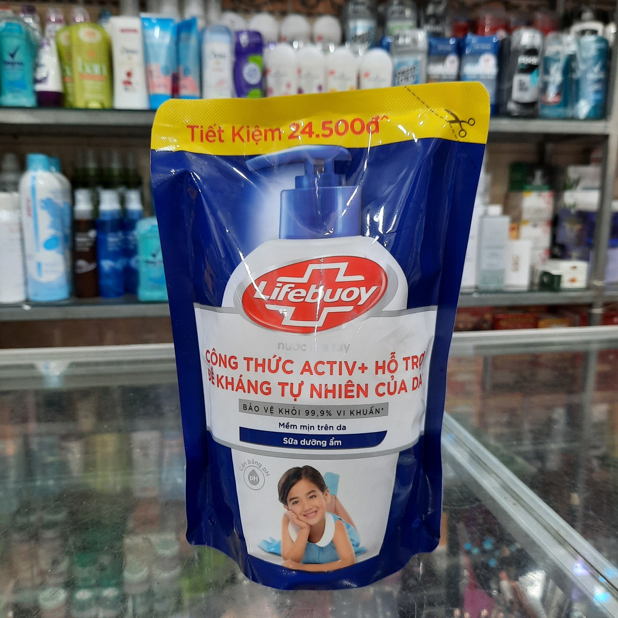 Nước rửa tay Lifebuoy chăm sóc da túi 400g