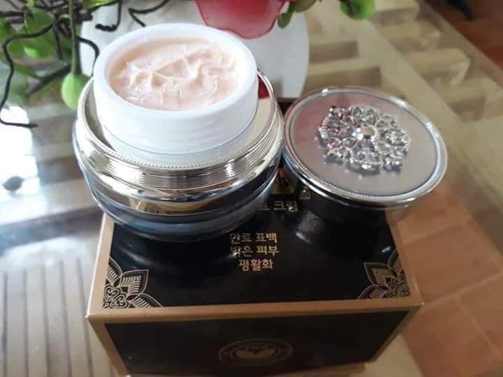 Sạch thâm, nám sau 2 tháng sử dụng