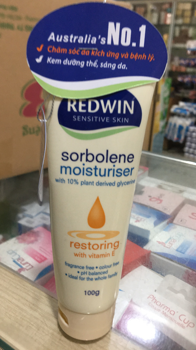 KEM DƯỠNG THỂ REDWIN SENSITIVE SKIN SORBOLENE MOISTURISER 100G