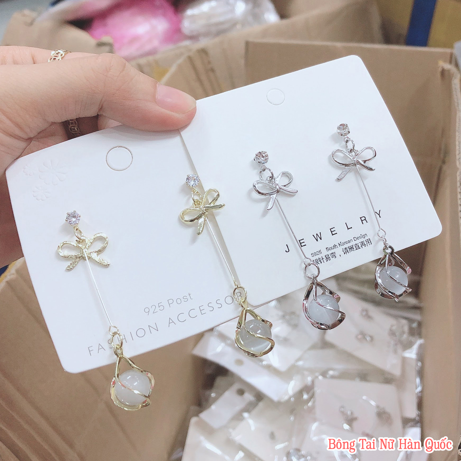 [HCM]Bông tai nữ/ Khuyên tai nữ dáng dài đính pha lê nhân tạo chất liệu hợp kim cao cấp phong cách Nhật Hàn 1039248062 - [Bông Tai Nữ Hàn Quốc]