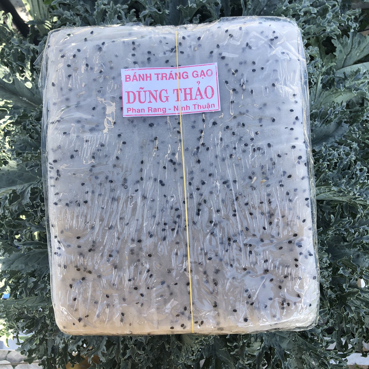 Bánh tráng mè đen phan rang 1 xấp 2kg