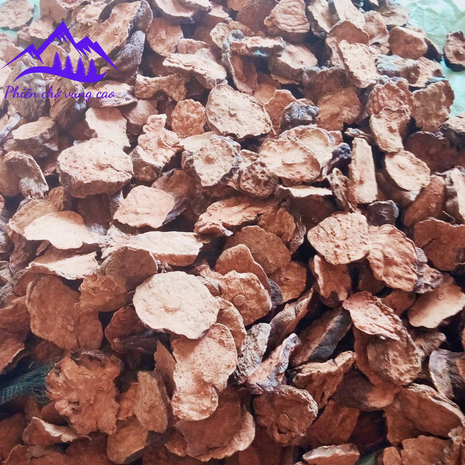 Hà thủ ô đỏ khô nguyên chất đã chế củ hà thủ ô đỏ rừng tự nhiên vùng núi cao Tây Bắc tv giúp đen tóc, bổ thận