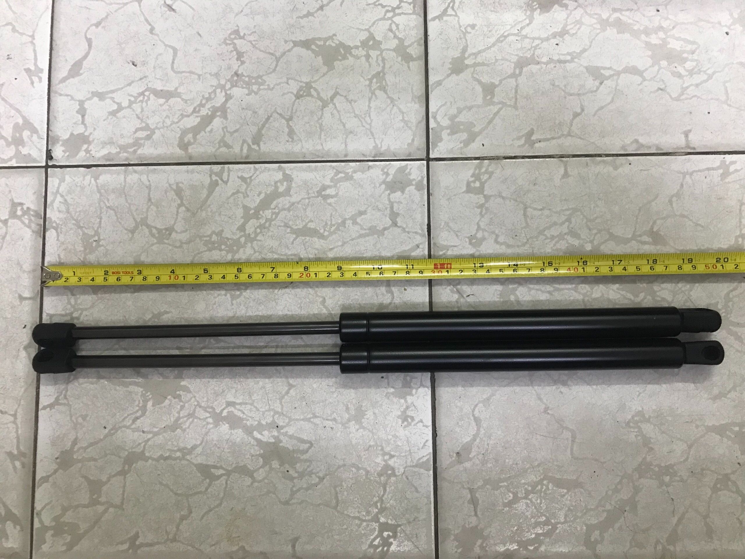 Ty chống cốp sau Hyundai Tucson
