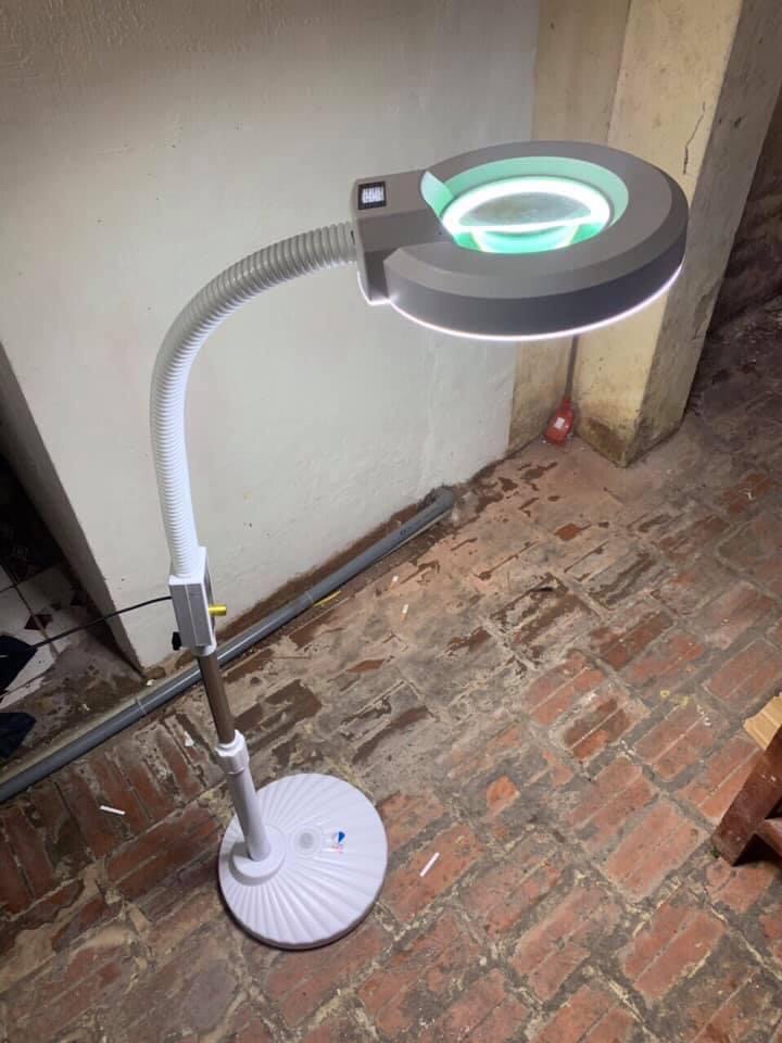 Đèn led lúp spa soi phun xăm