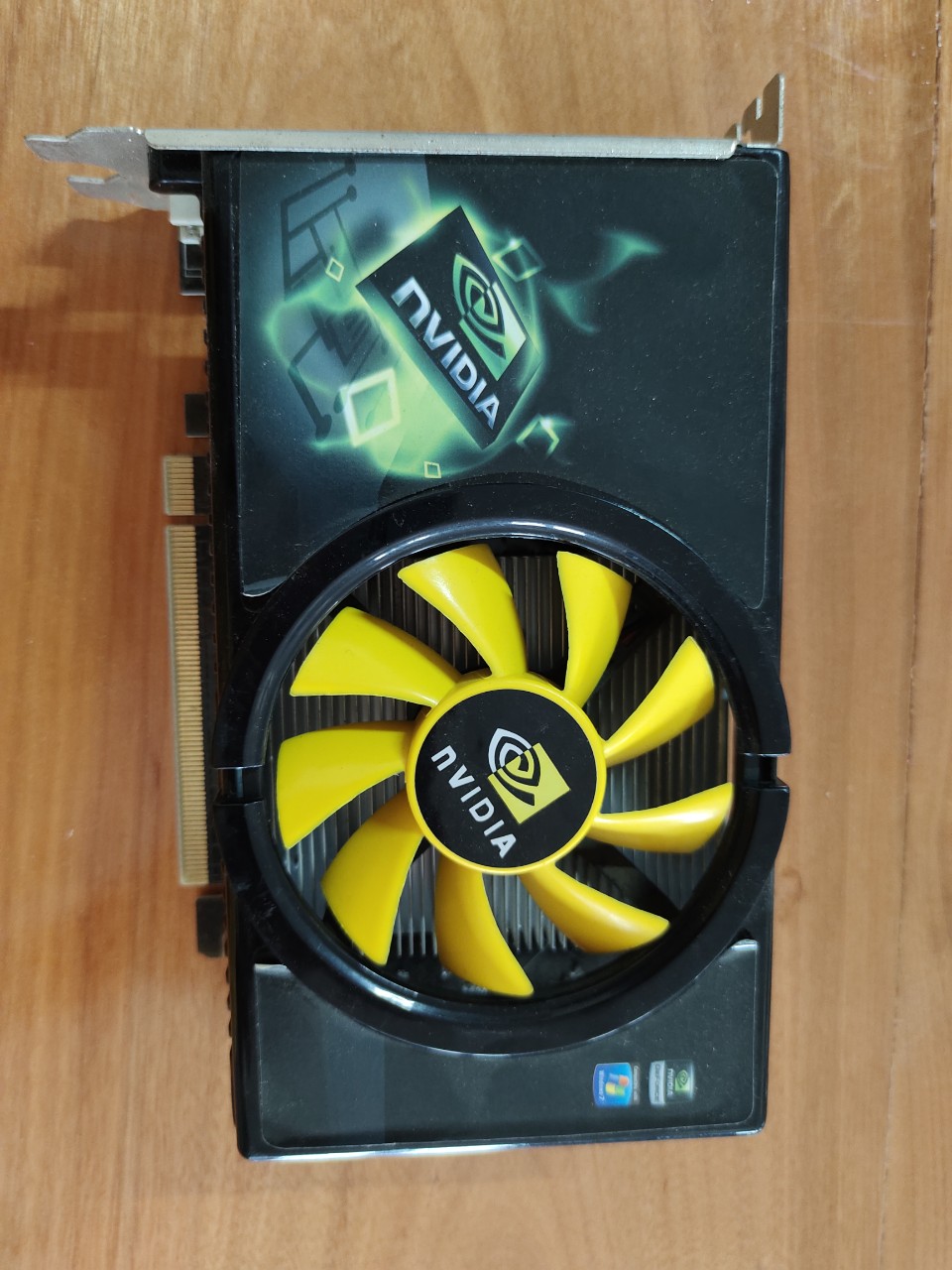 Card đồ họa - geforce gt 640, ddr3 , 2gb, 128 bit , fci -e 3.0..