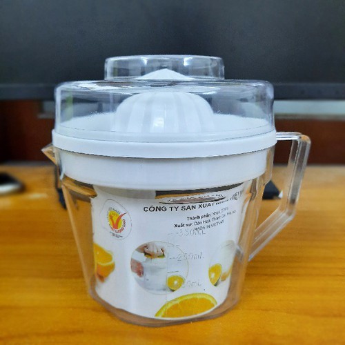 Cốc vắt cam việt nhật bằng nhựa - trong suốt việt nhật
