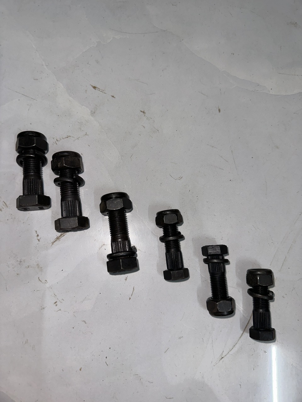 Ốc cát đăng chống đề thép 10.9 phi 10 12 14 16 cho xe ô tô