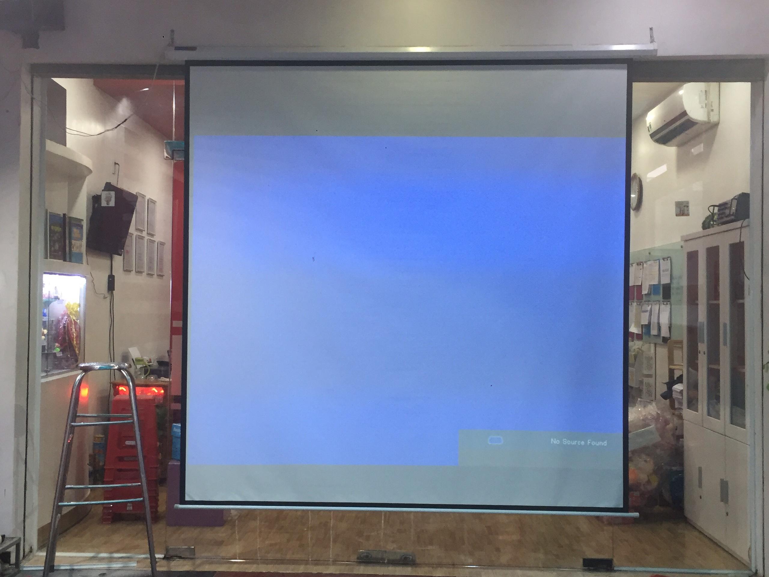 Màn Chiếu điện có remote 170 inch ( 3m05x 3m05 )