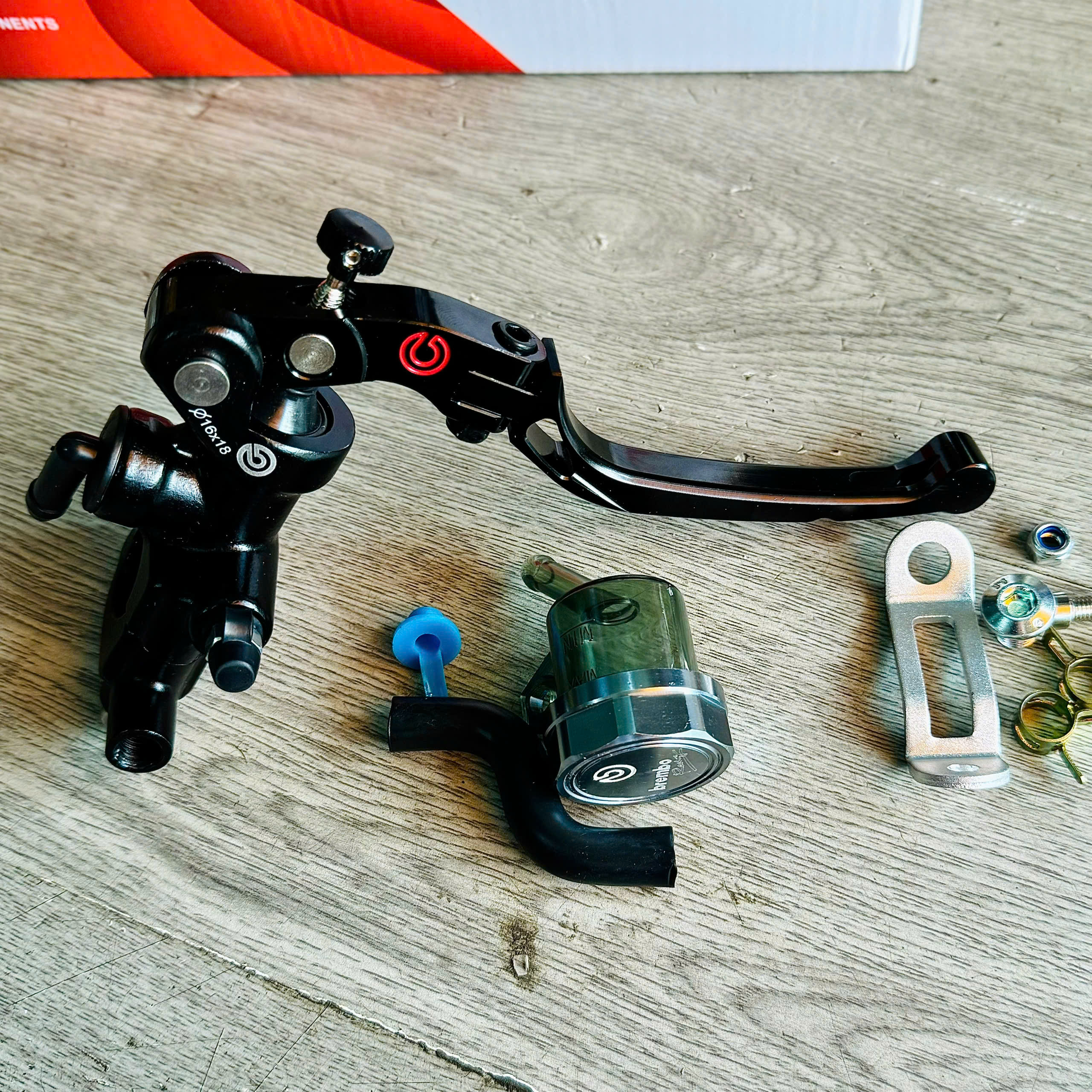 Tay thắng RCB bình dầu rời mod brembo A50 17mm phanh