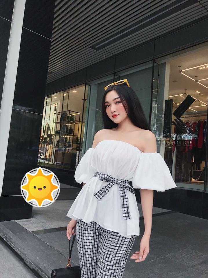 Set bộ áo trễ vai tay phồng thắt nơ eo phối quần caro cá tính