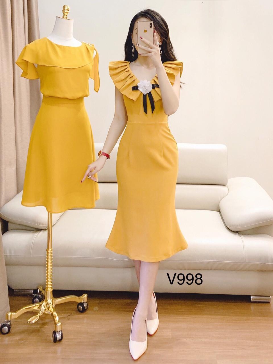 Đầm body cổ xếp ly đính hoa chất kate lụa freesize 2 màu vàng hồng