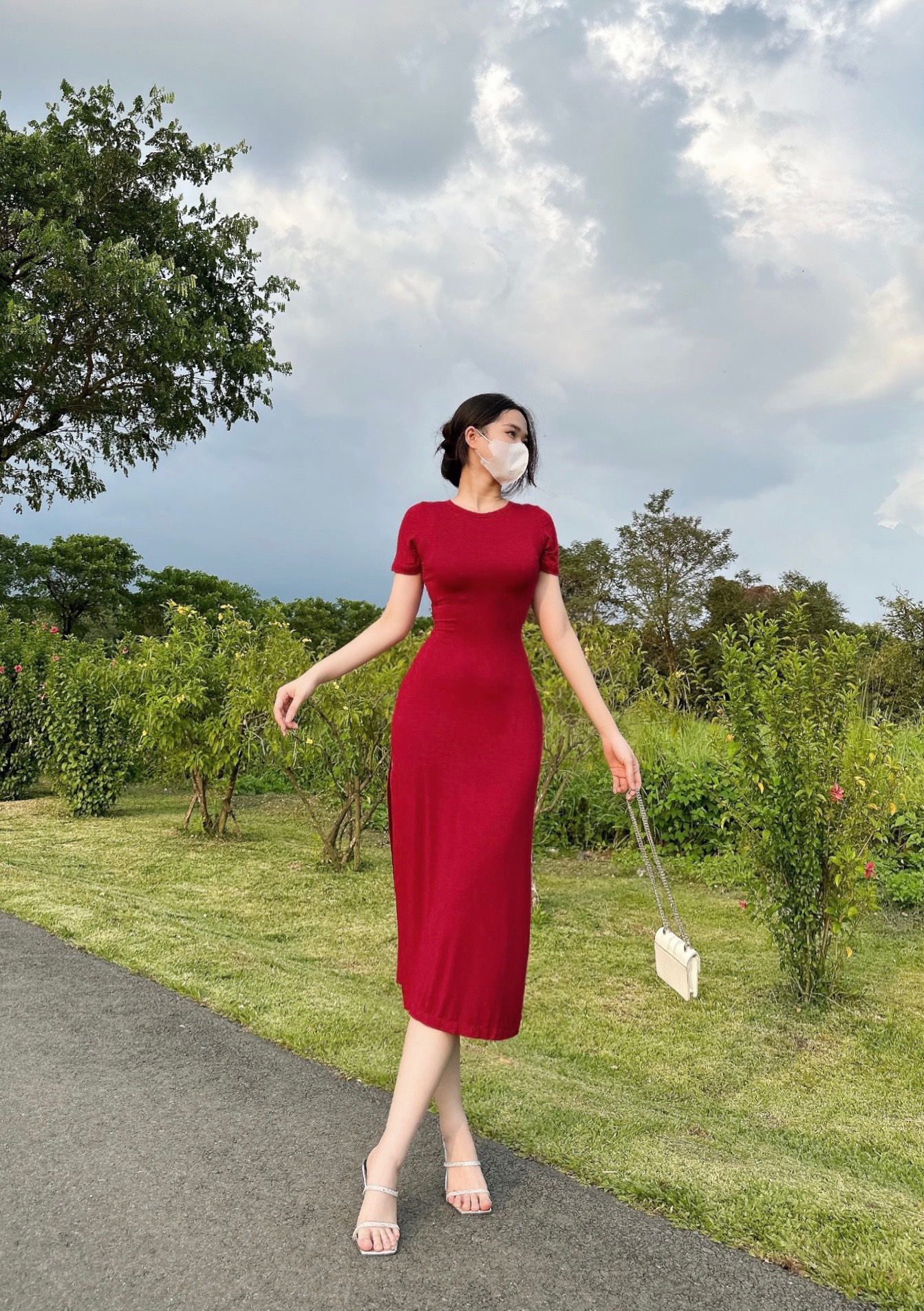 Đầm ôm body nữ xẻ tà thun dẻo