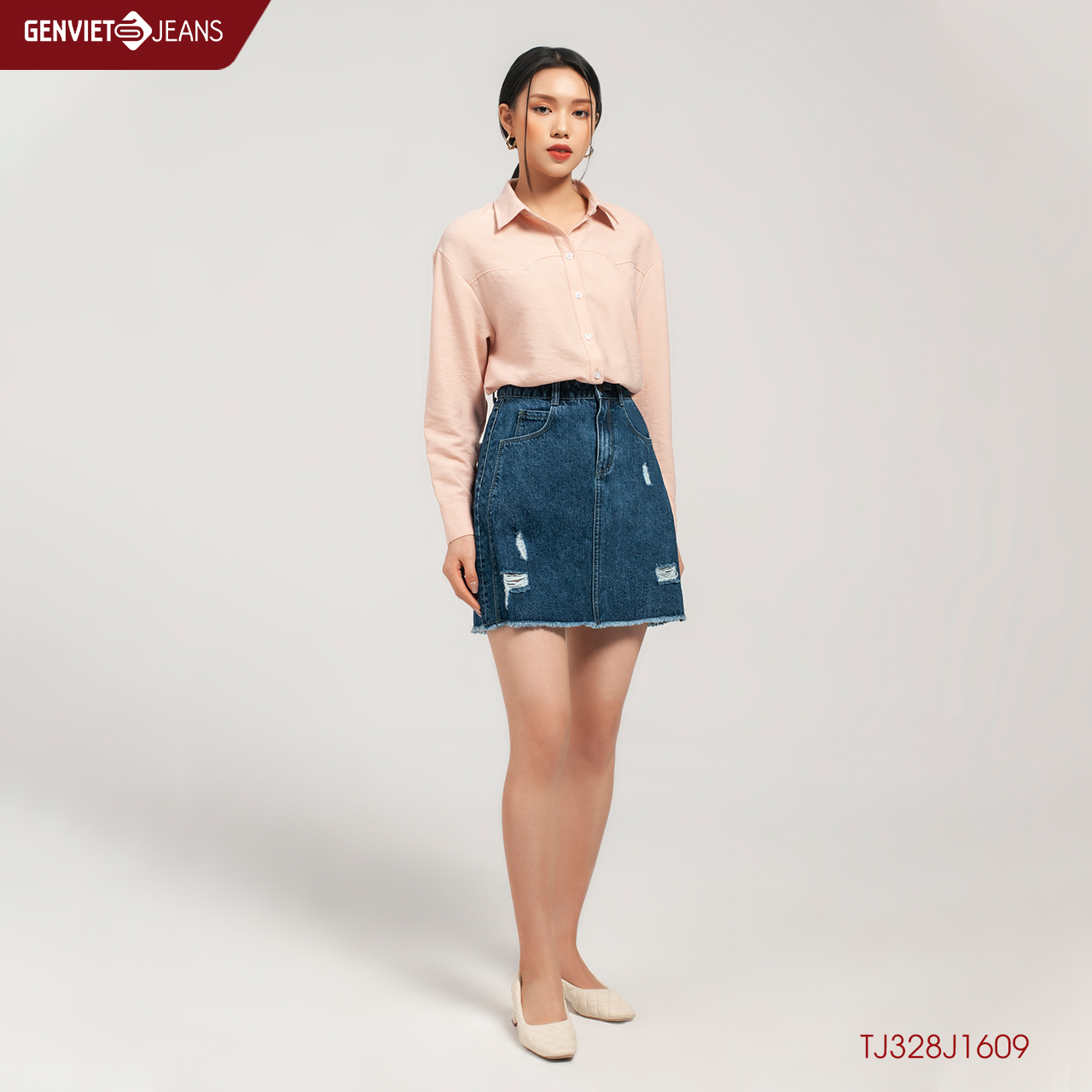 Chân váy jeans nữ chữ a dáng ngắn bò trẻ trung cạp cao rách genviet tj328j1609