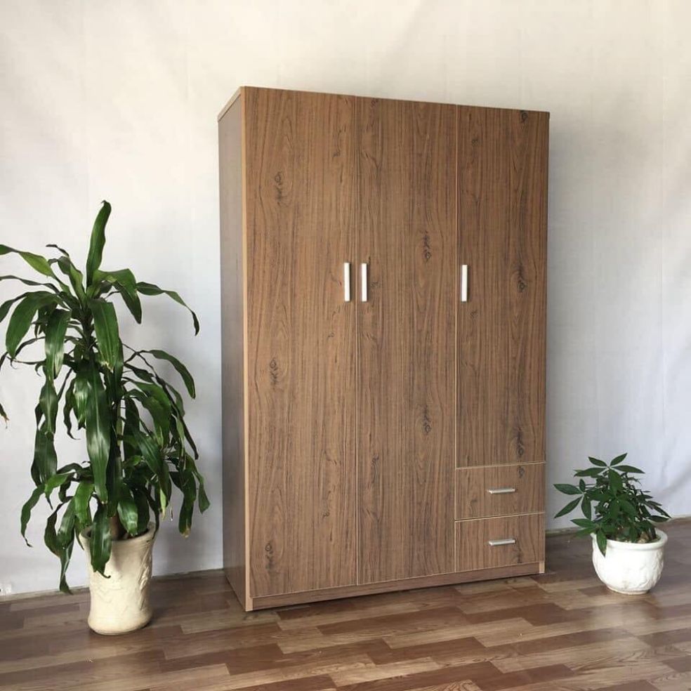 K ship tỉnh. Tủ 3 cánh màu óc chó có kiếng 1m8x1m2x48cm, tủ nhựa đài loan, tủ quần áo người lớn, tủ nhựa, tủ đựng quần áo