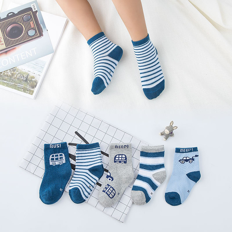 Set 5 đôi tất vớ cổ cao cho bé trai hàng túi zip
