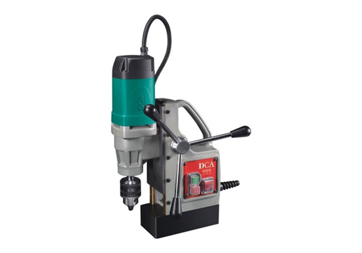 16mm máy khoan từ 900w dca ajc16