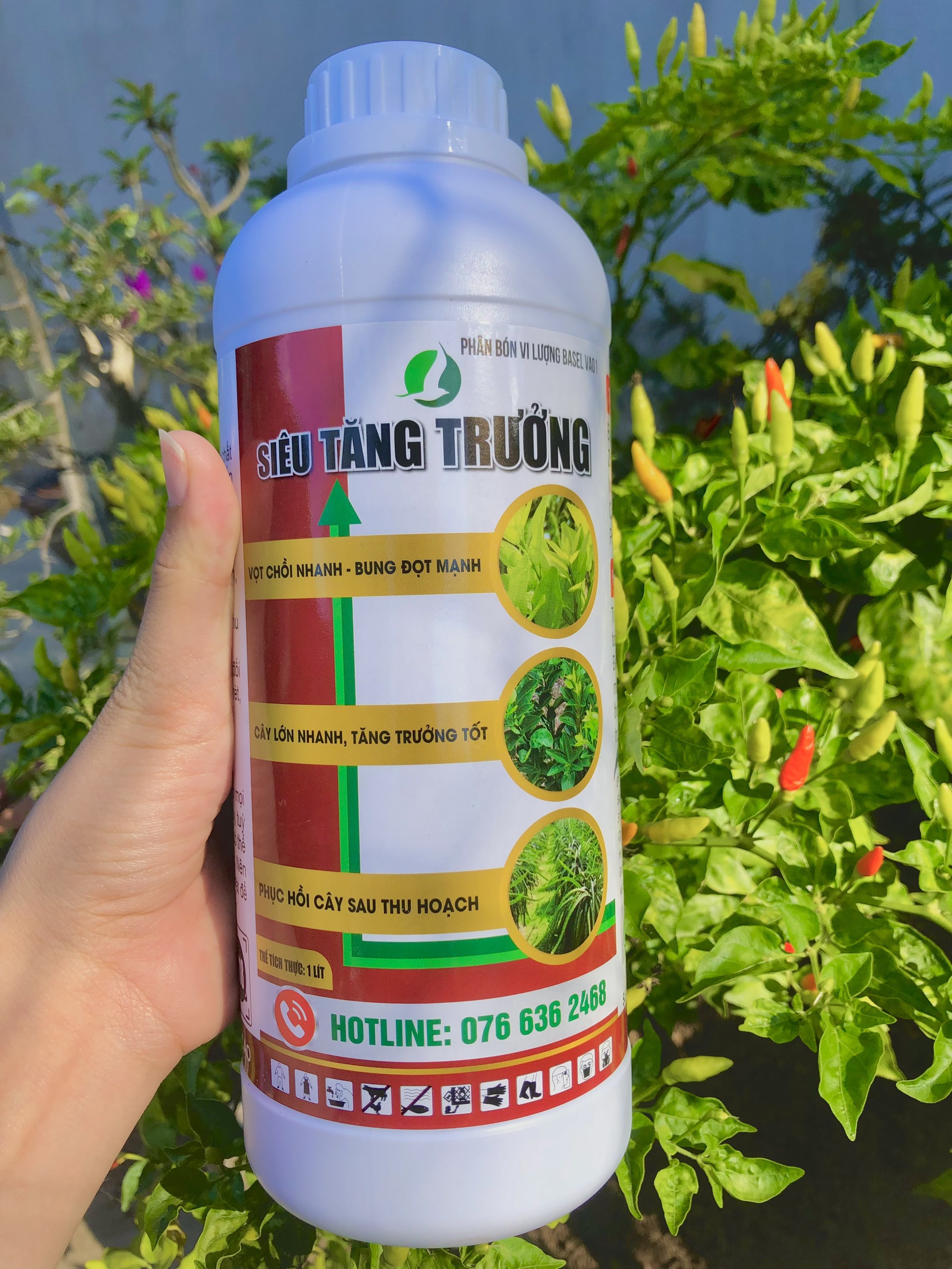 Phân bón siêu tăng trưởng cho cây trồng chai 1l